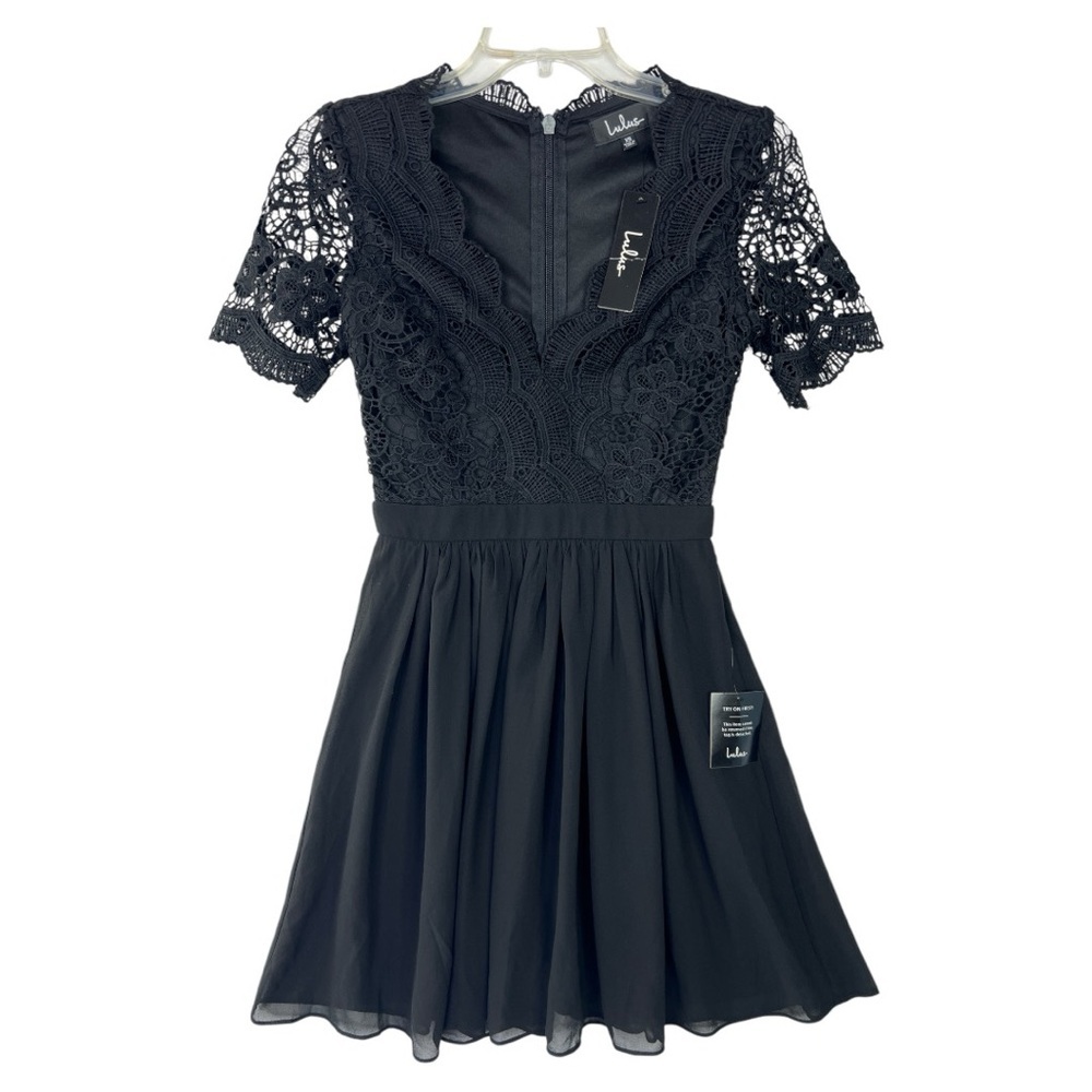 LULUS WOMEN’S NWT ANGEL IN DISGUISE BLACK LACE SKATER  DRESS SZ 4 - Picture 4 of 9